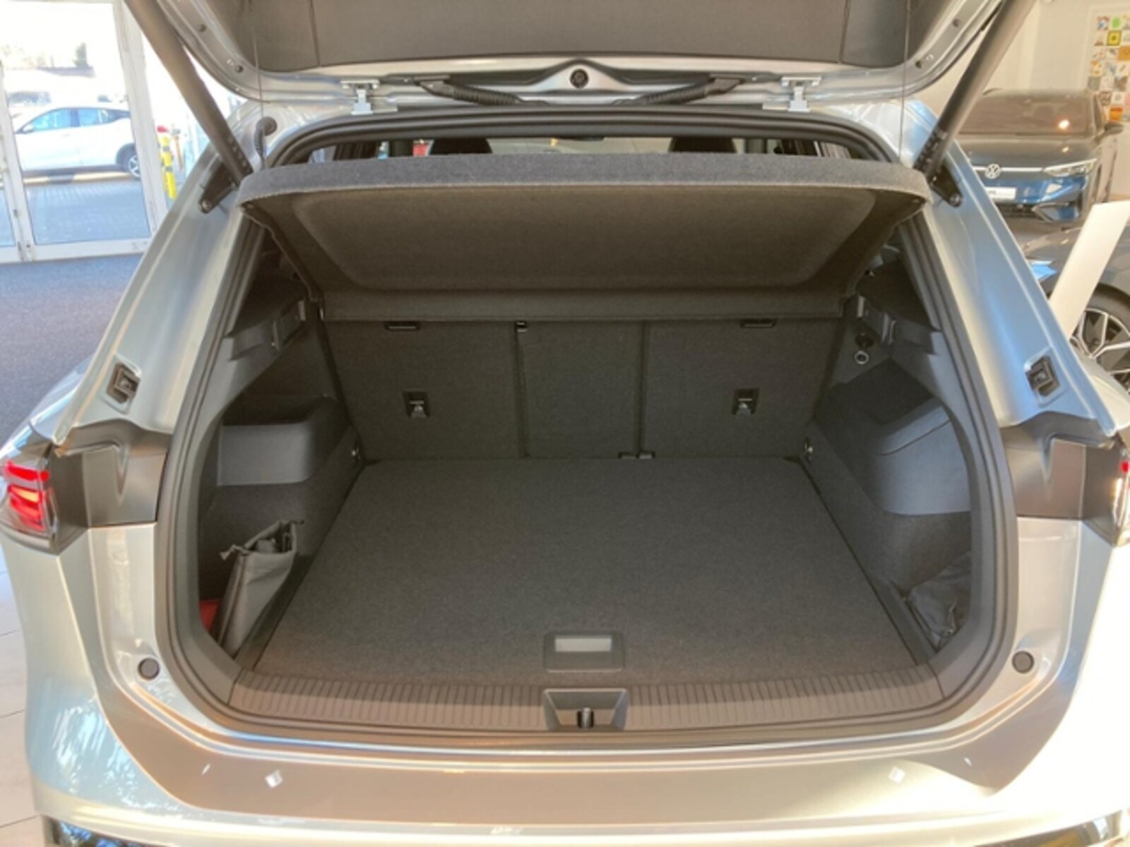 Volkswagen Tiguan – Bild 9