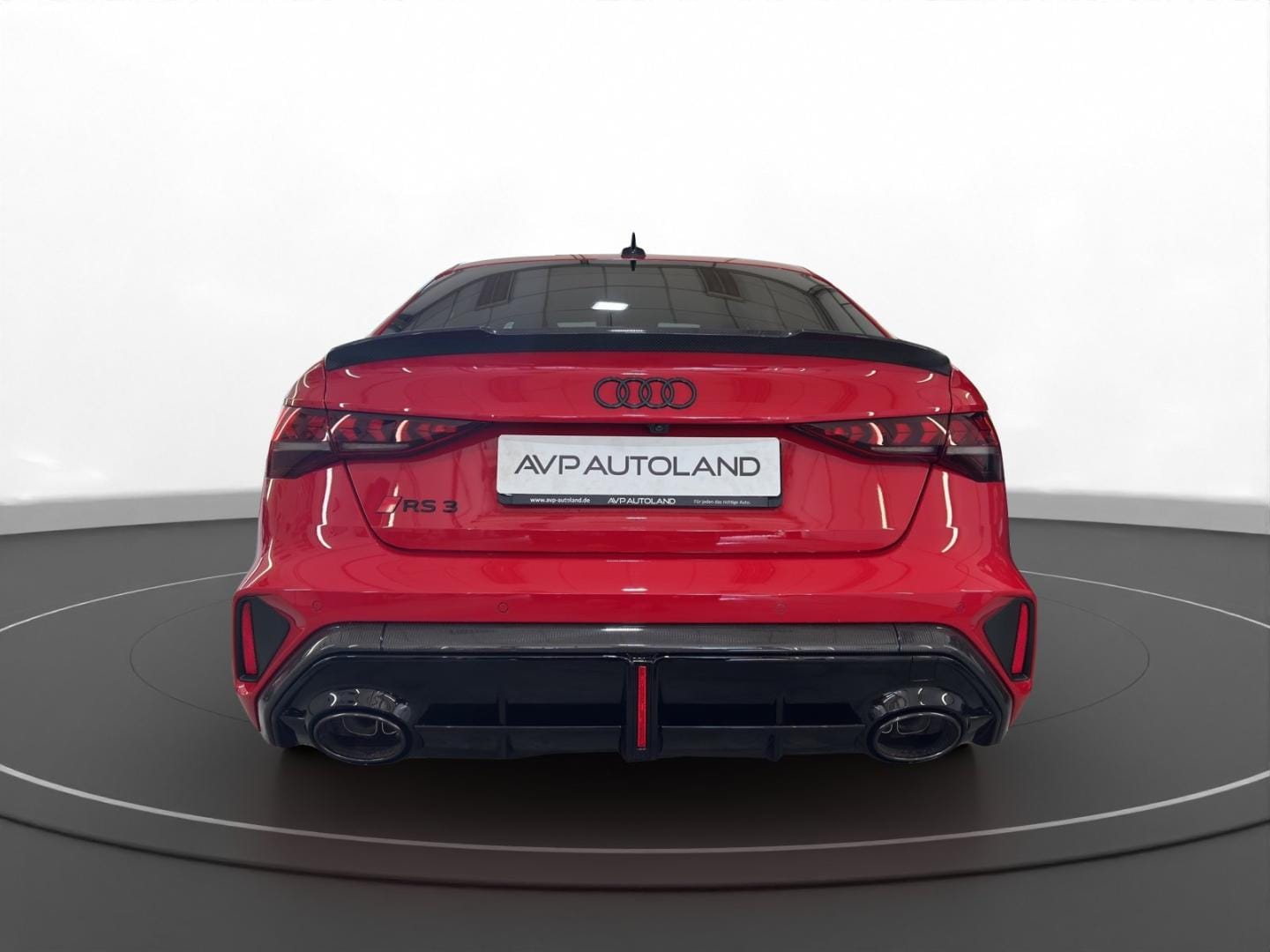 Bild über Audi RS 3 Limousine TFSI quattro 294 kW S tronic - für weitere Informationen kontaktieren Sie den Audi Partner