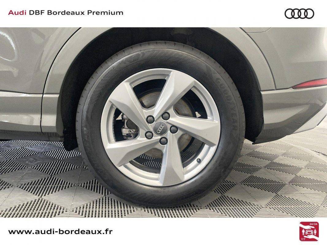 Image about Audi Q3 Design Luxe 35 TFSI 110 kW (150 ch) S tronic