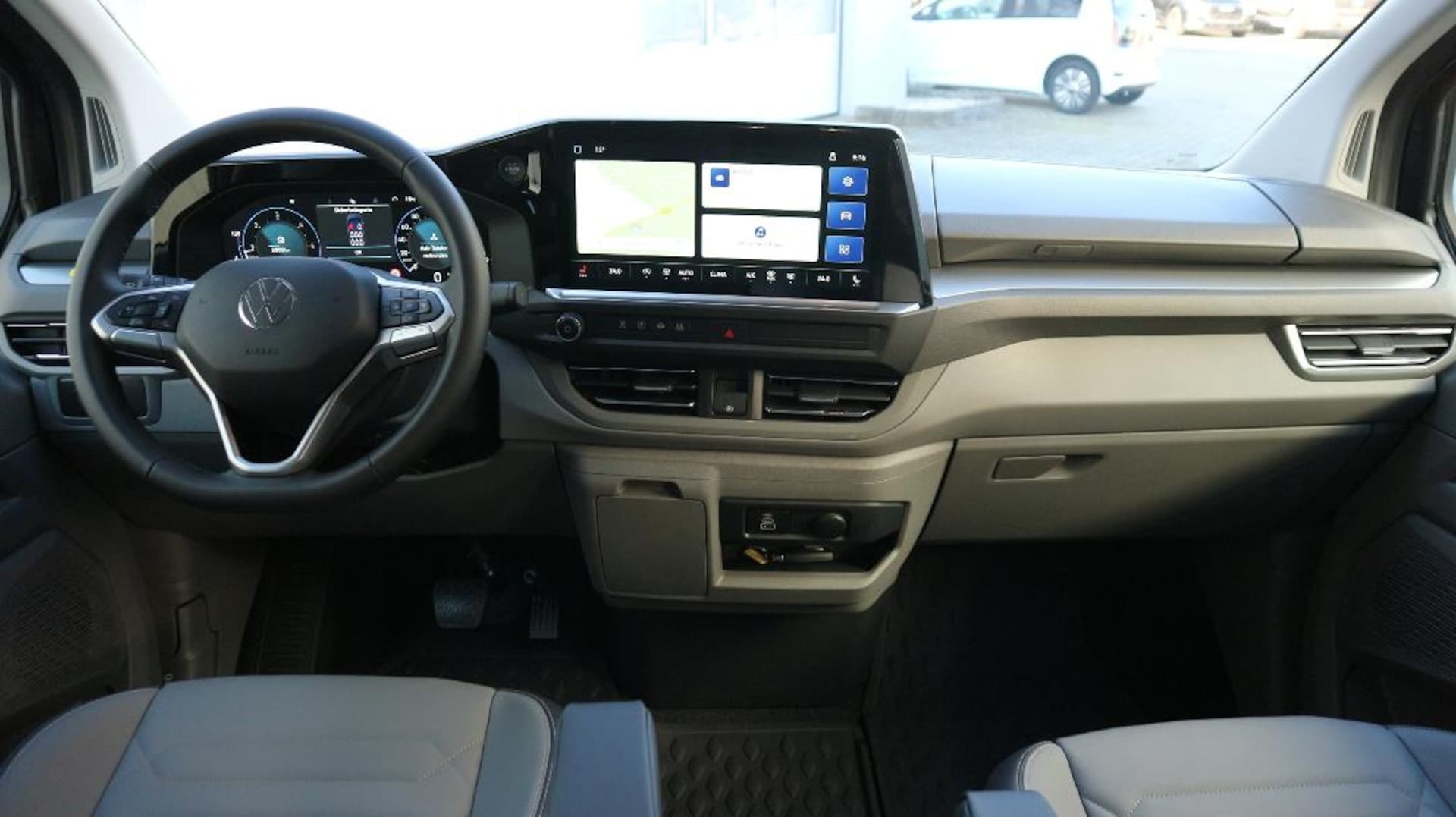 Volkswagen Caravelle Style