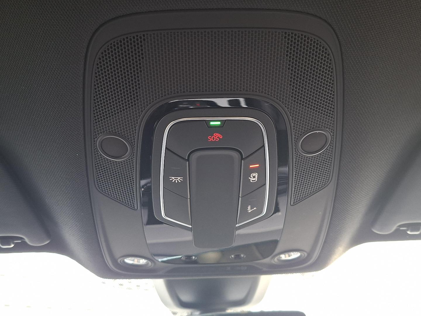 Image about Audi Q5 TFSI e S line 55 TFSI e quattro 270 kW (367 ch) S tronic