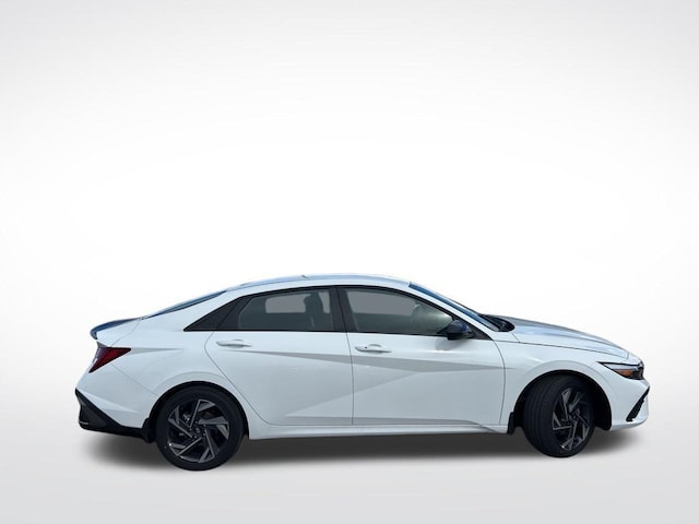 2025 Hyundai Elantra Hybrid