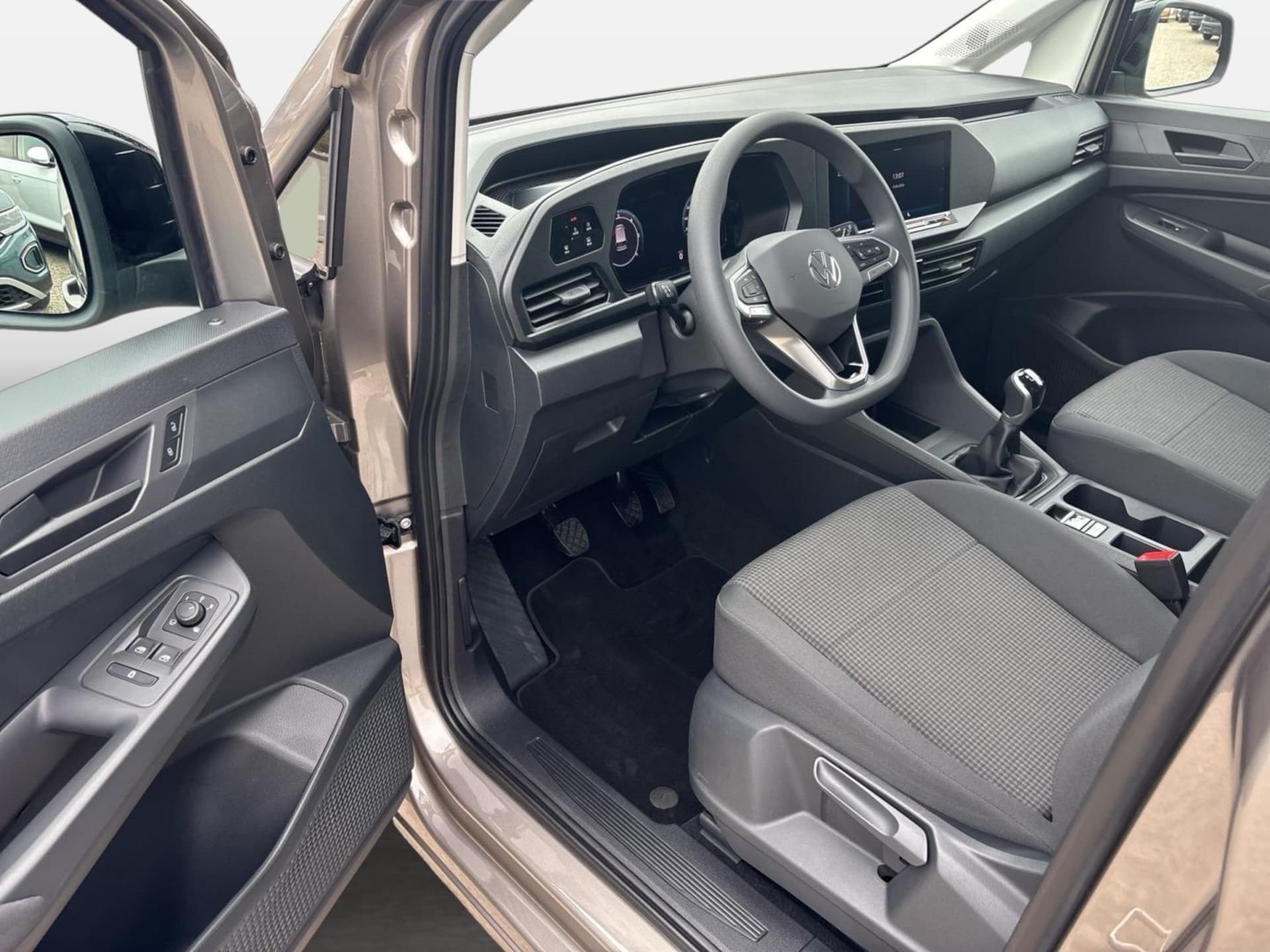 Volkswagen Caddy Basis-Modell