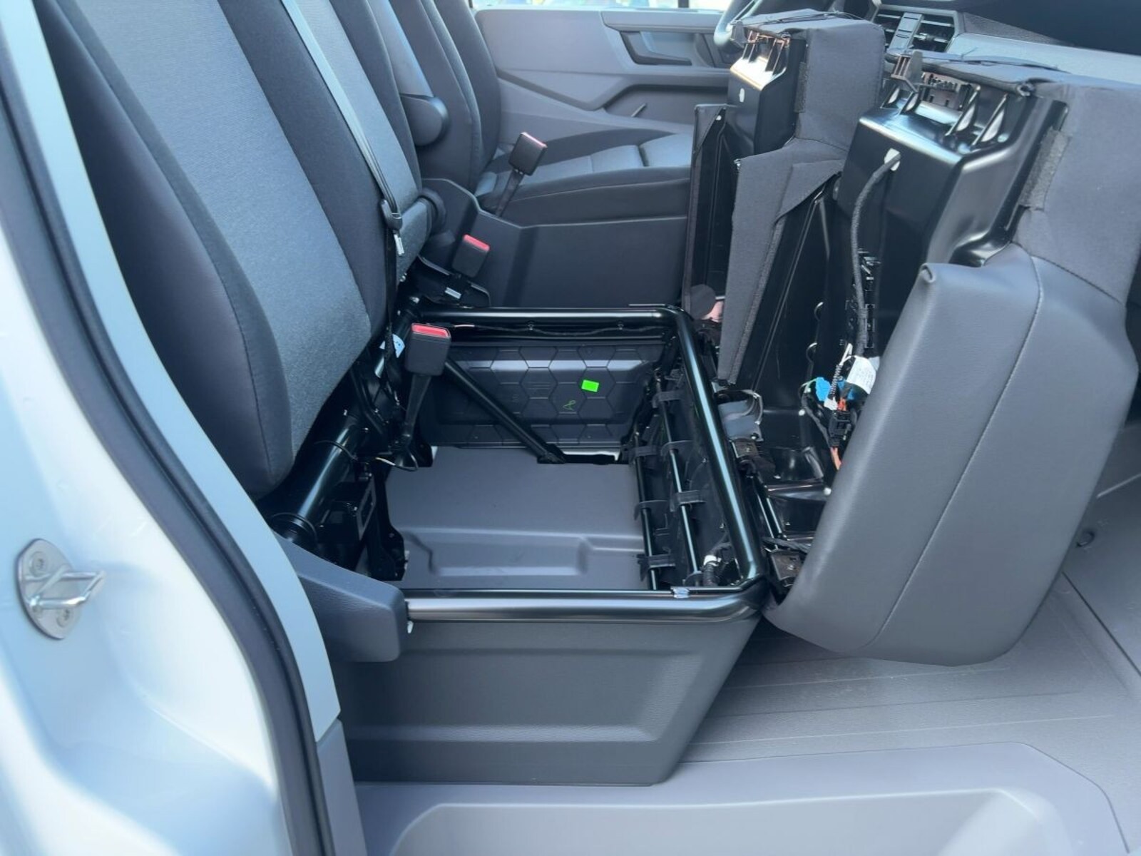 Volkswagen Crafter Kasten mittlerer Radstand – Bild 18