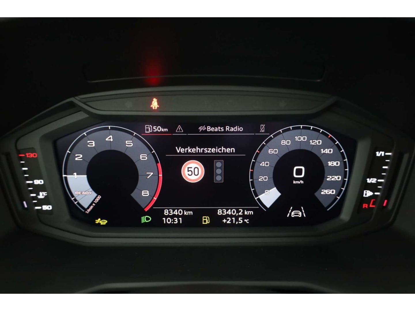 Bild über Audi A1 allstreet 30 TFSI Schaltgetriebe - für weitere Informationen kontaktieren Sie den Audi Partner