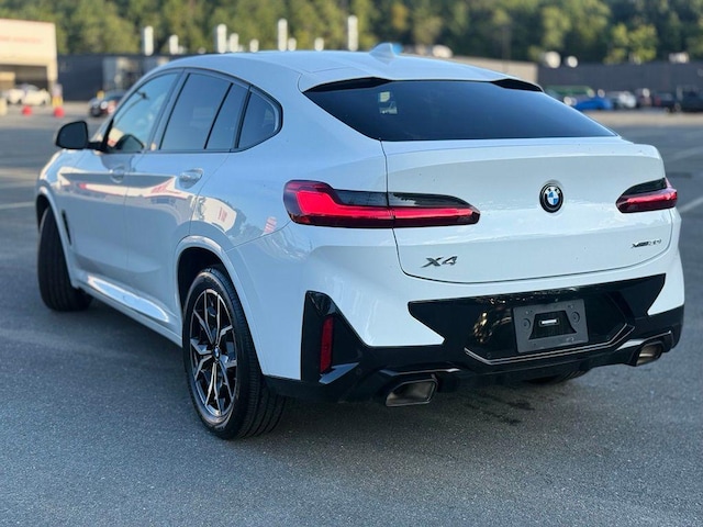 2023 BMW X4