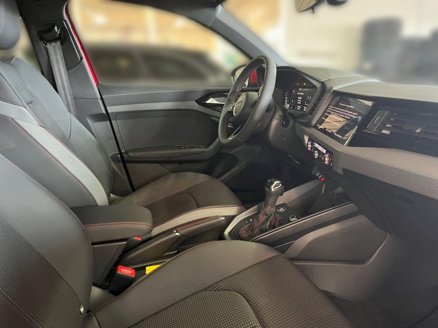 Bild über Audi A1 allstreet 30 TFSI S tronic - für weitere Informationen kontaktieren Sie den Audi Partner