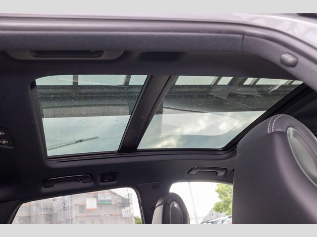 Image about Audi RS 4 Avant TFSI quattro tiptronic