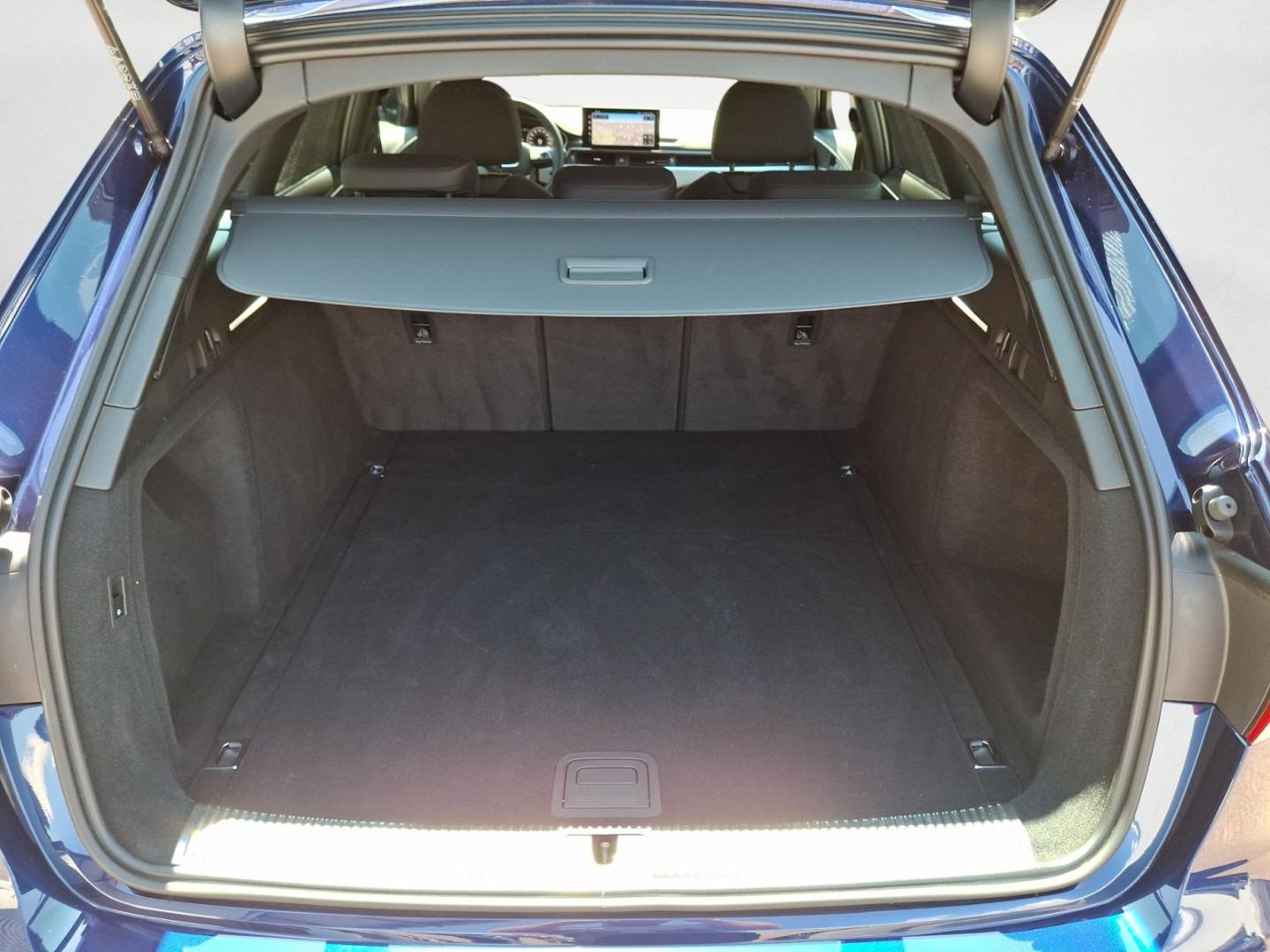 Image about Audi A4 allroad quattro 45 TFSI quattro S tronic