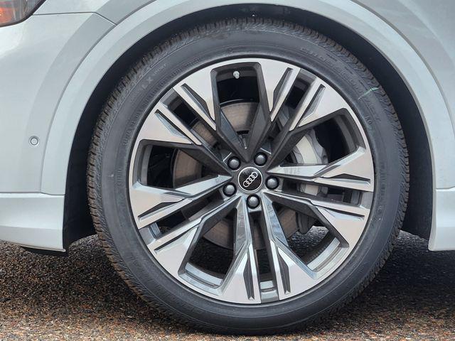 2026 Audi Q8 Premium Plus - Photo 10