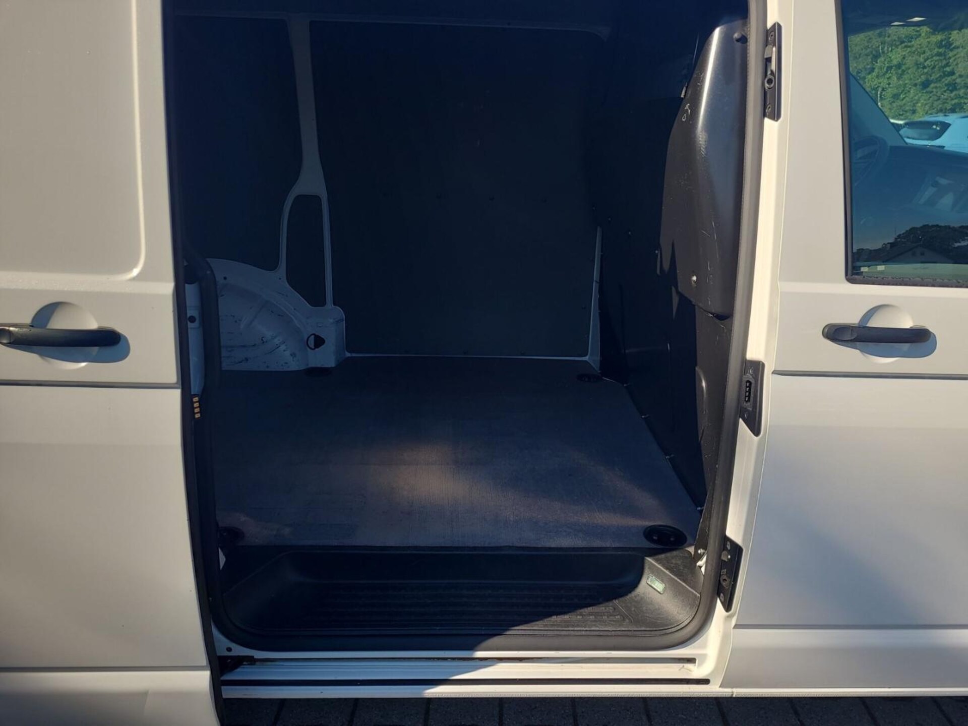 Volkswagen T6.1 Transporter Kasten kurzer Radstand