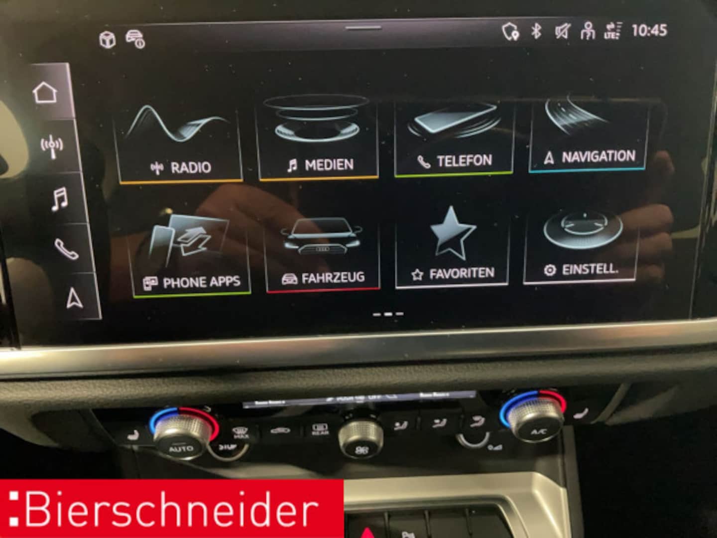 Bild über Audi Q3 advanced 35 TFSI S tronic - für weitere Informationen kontaktieren Sie den Audi Partner
