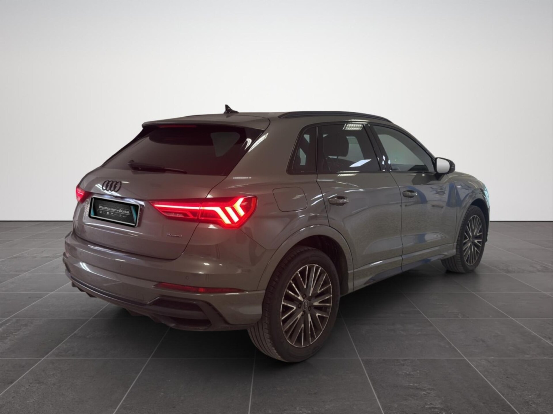 Audi Q3 SUV S line