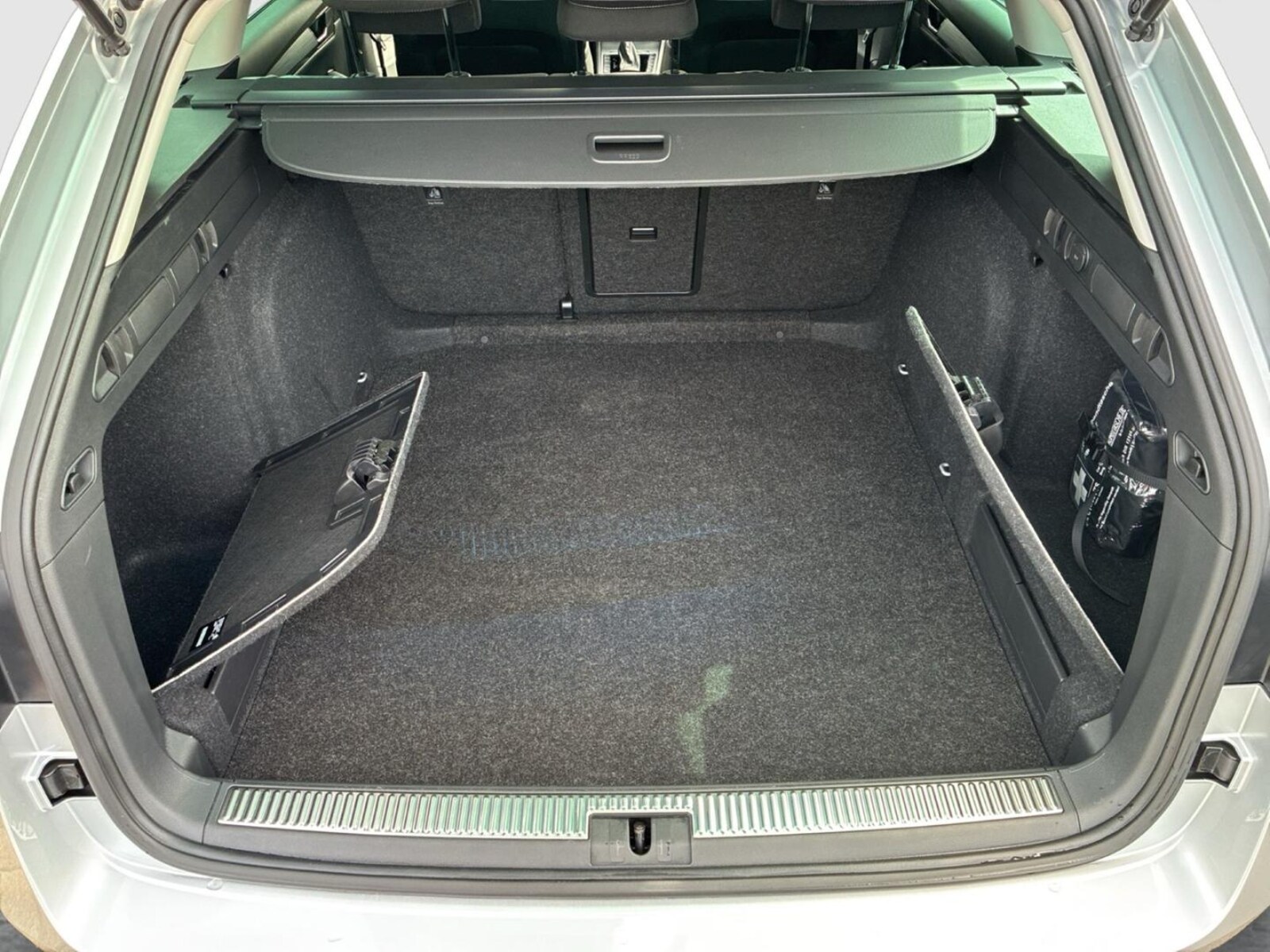 Škoda Superb Combi – Bild 15