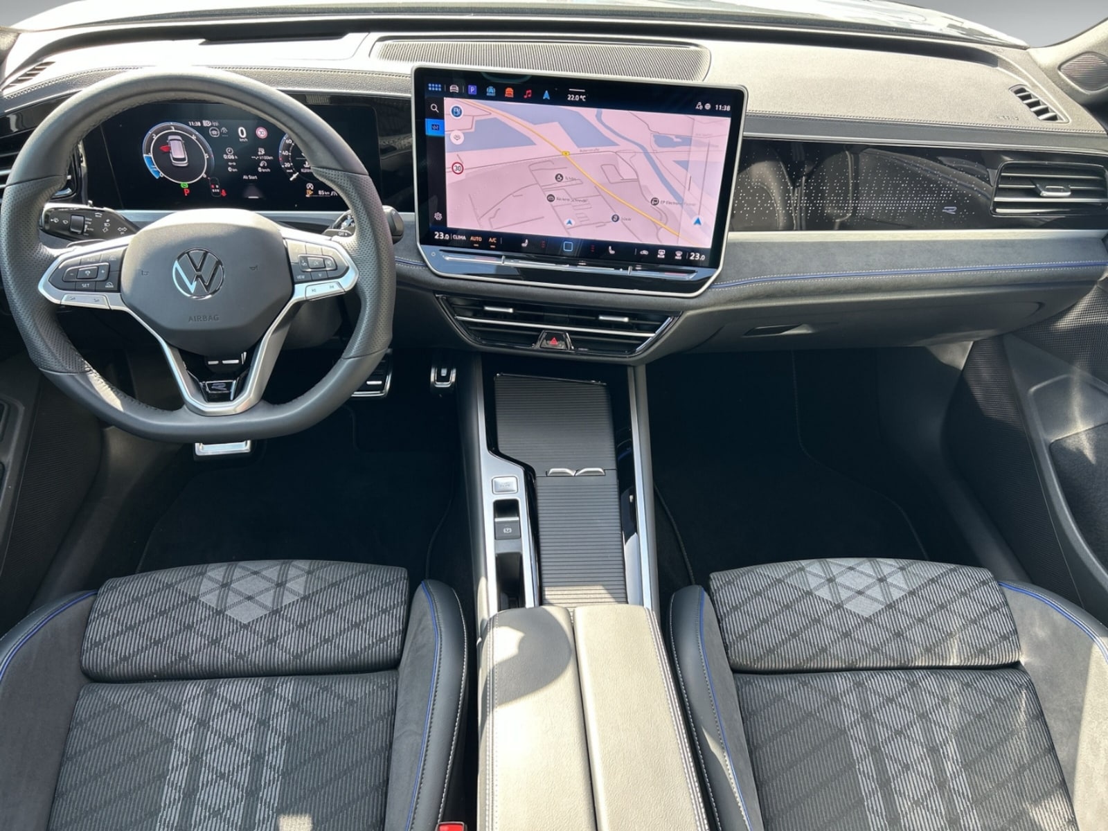 Volkswagen Passat – Bild 9