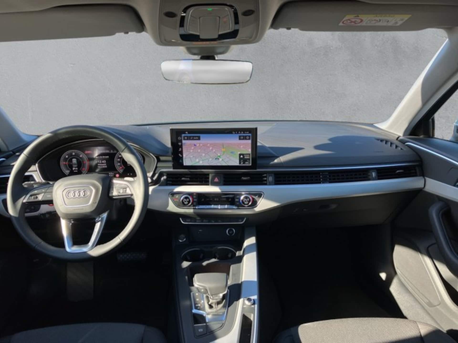 Audi A4 Limousine Advanced