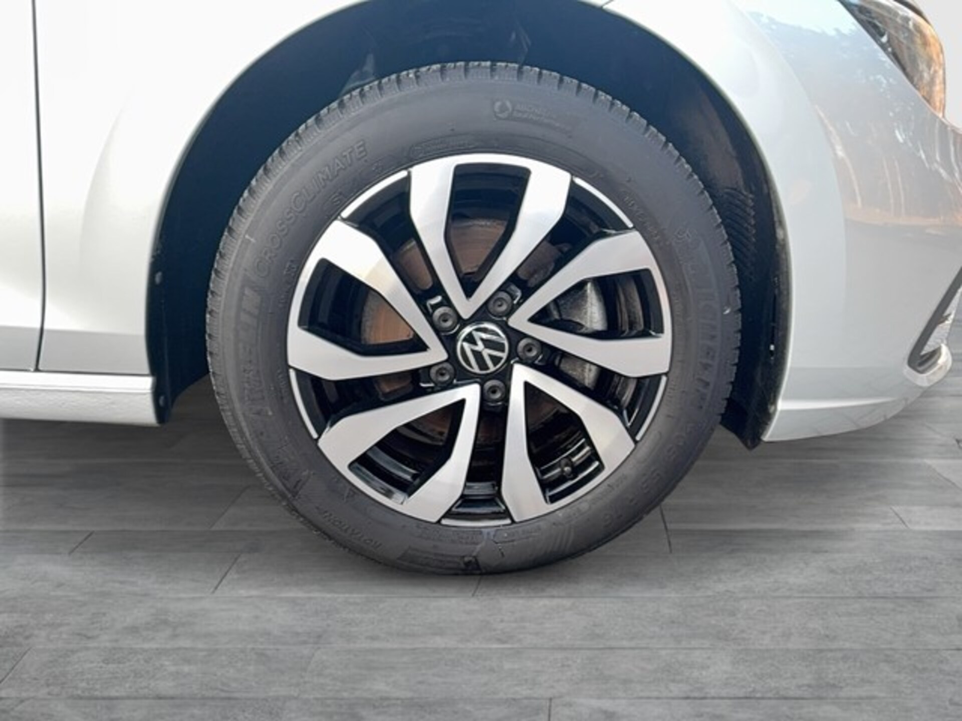 Volkswagen Golf Active