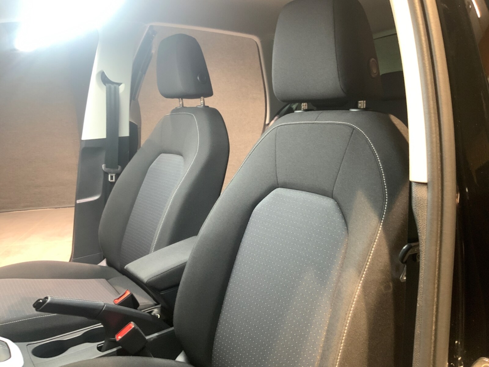 SEAT Arona – Bild 12