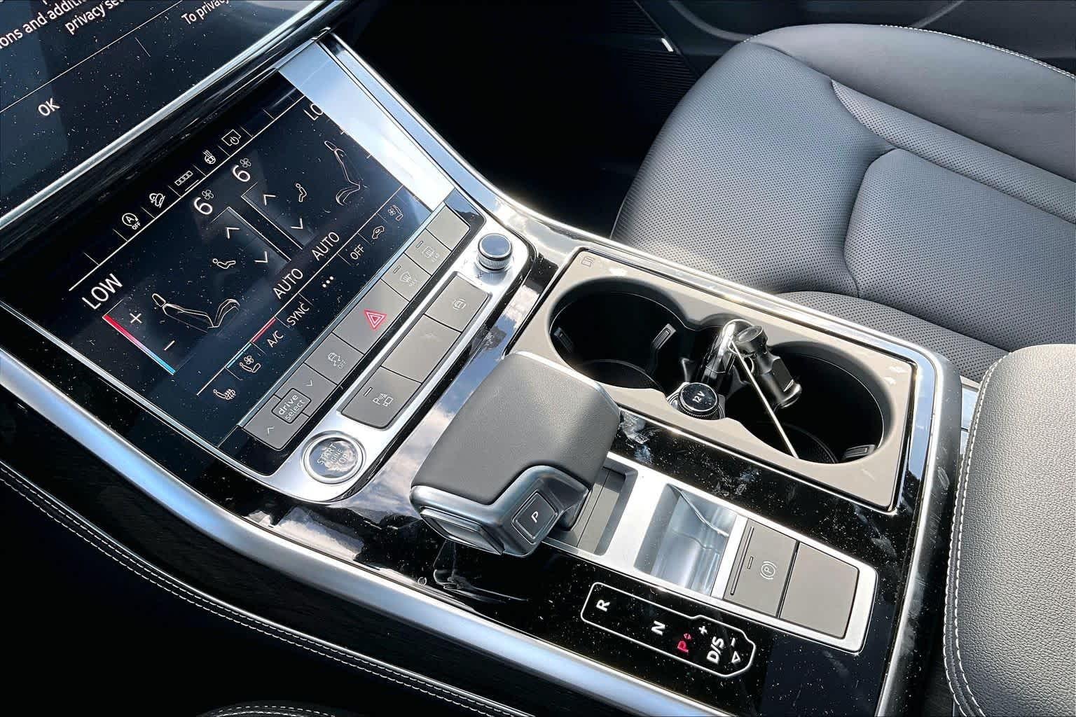 2026 Audi Q7 Premium Plus - Photo 7