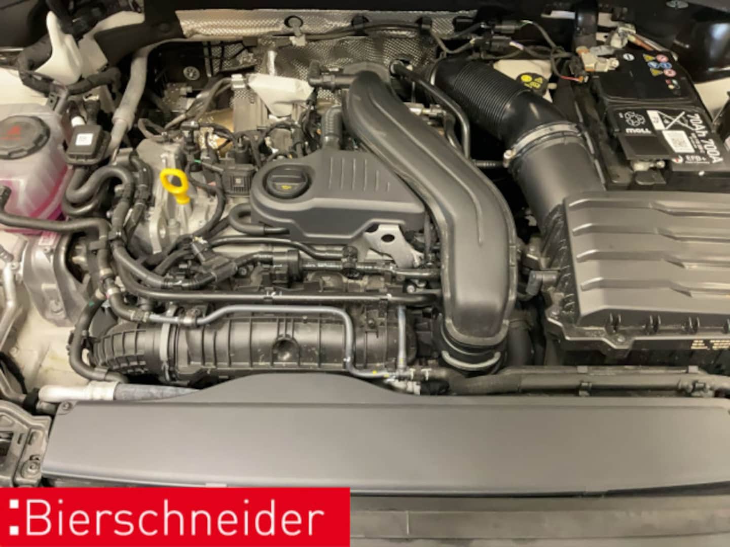 Bild über Audi Q3 advanced 35 TFSI S tronic - für weitere Informationen kontaktieren Sie den Audi Partner