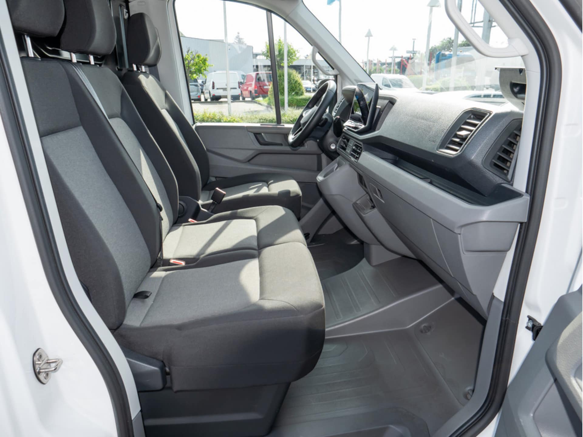 Volkswagen Crafter Kasten langer Radstand