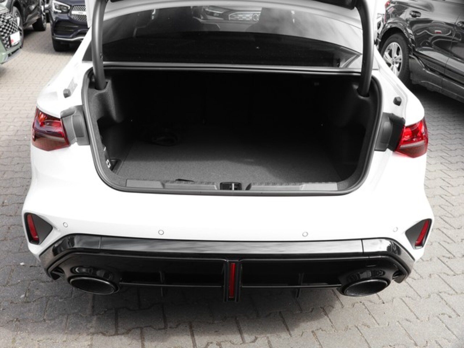 Audi RS 3 Limousine – Bild 11