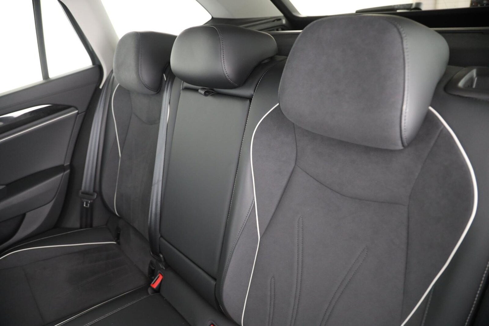 Volkswagen Passat – Bild 13