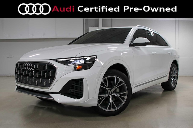 Photo of 2024 Audi Q8 