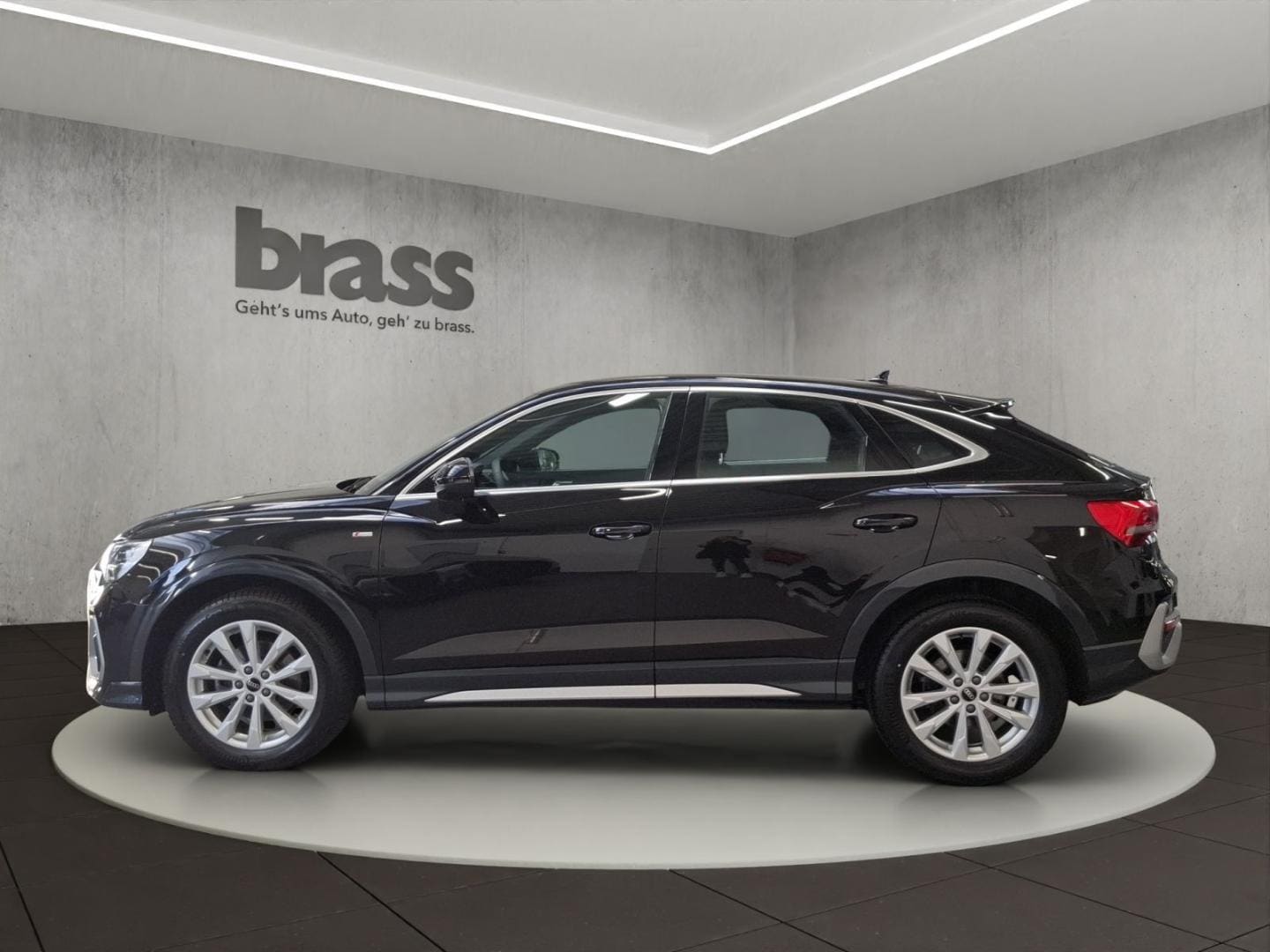 Bild über Audi Q3 Sportback S line 35 TDI S tronic - für weitere Informationen kontaktieren Sie den Audi Partner