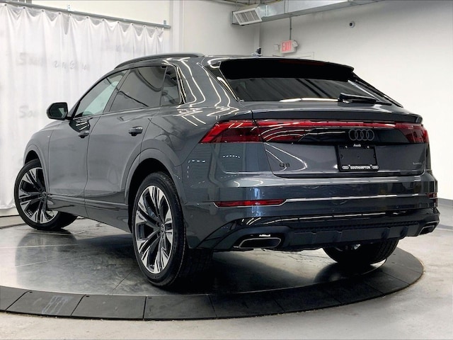 2026 Audi Q8