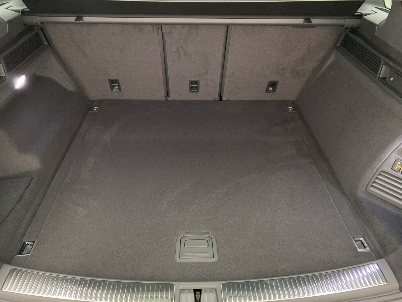 Volkswagen Touareg – Bild 12