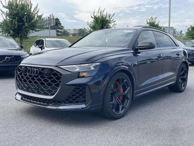 2026 Audi RS Q8 SUV performance