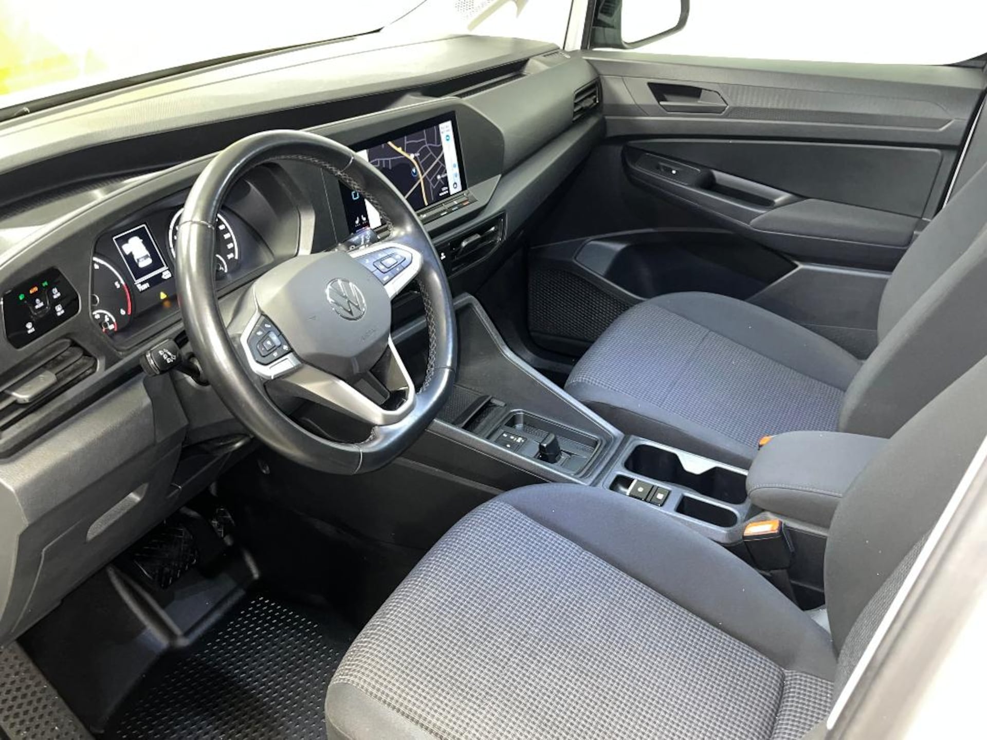 Volkswagen Caddy Basis-Modell