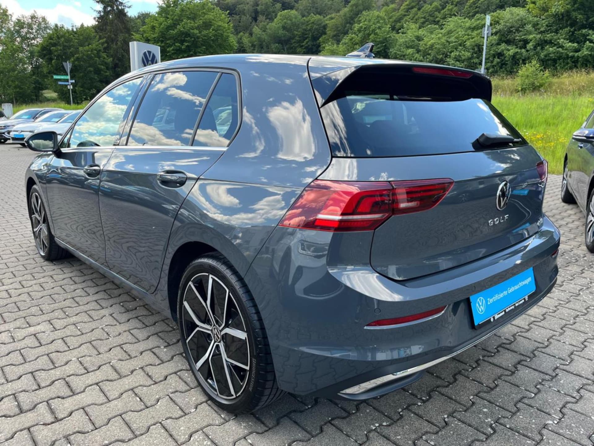 Volkswagen Golf Style