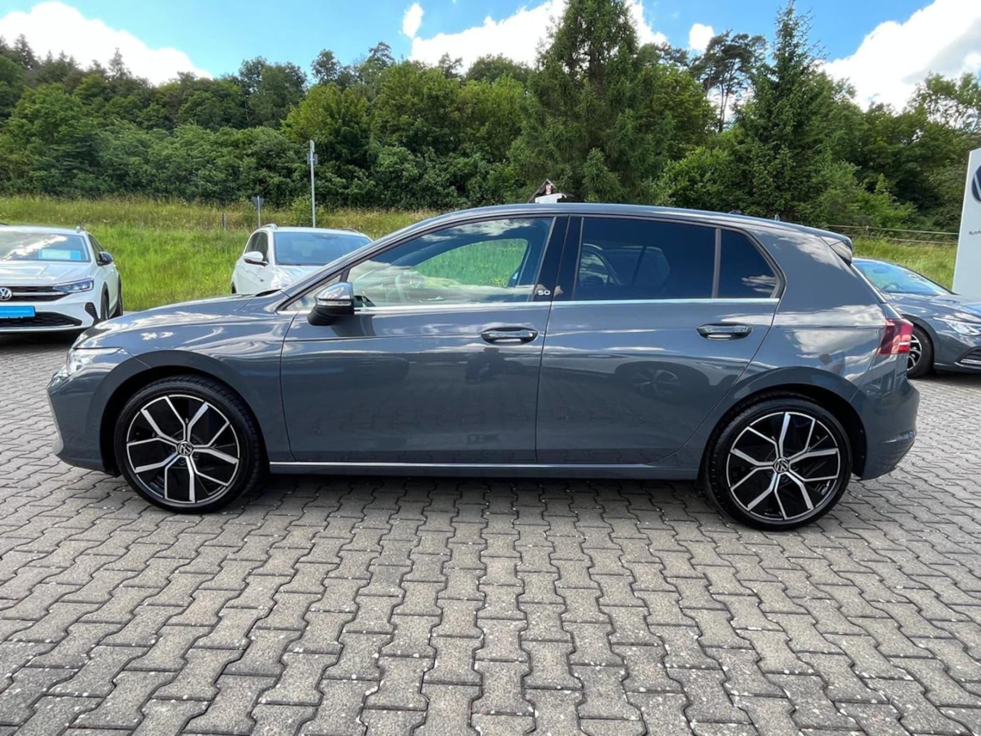 Volkswagen Golf Style