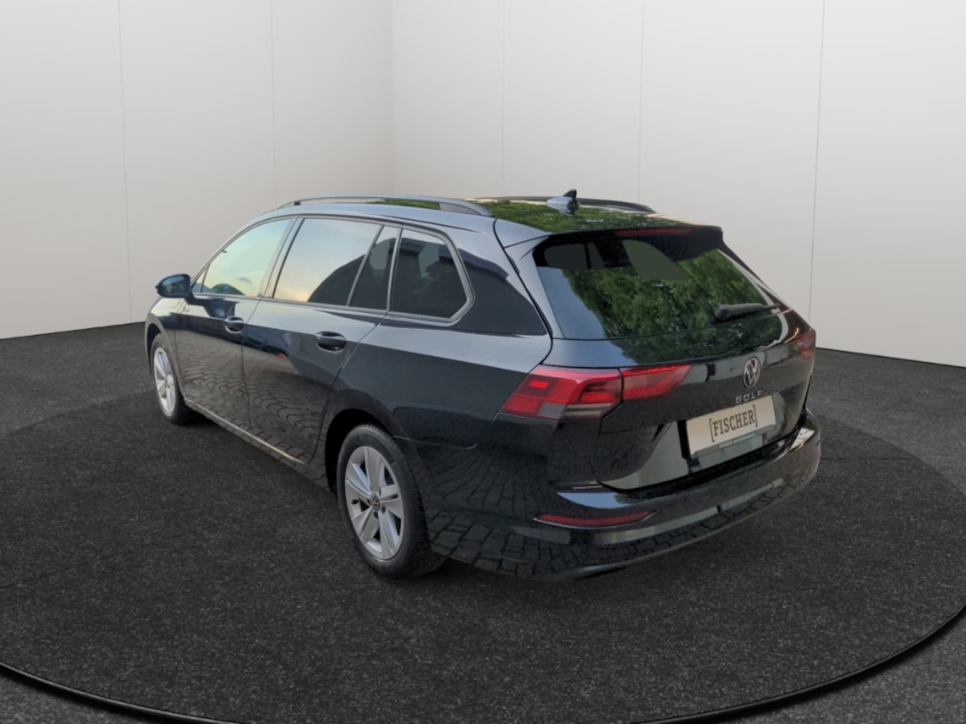 Volkswagen Golf Variant Life