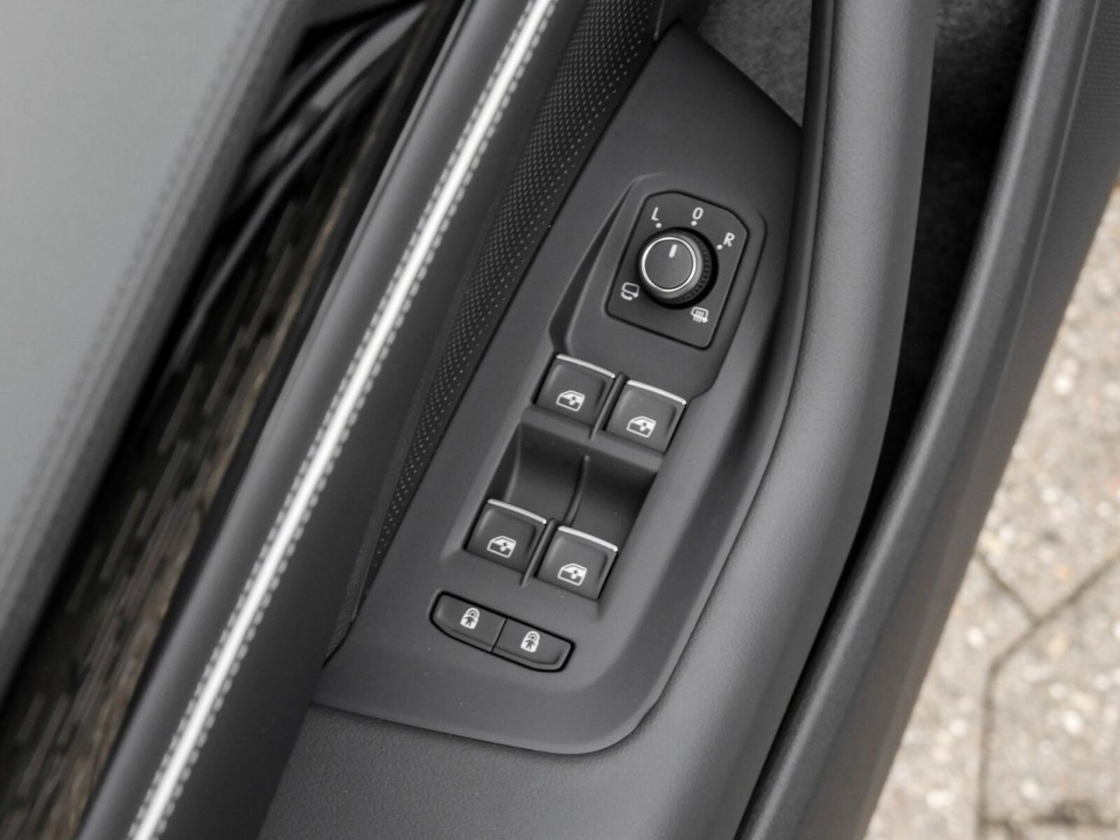 Volkswagen Passat – Bild 12