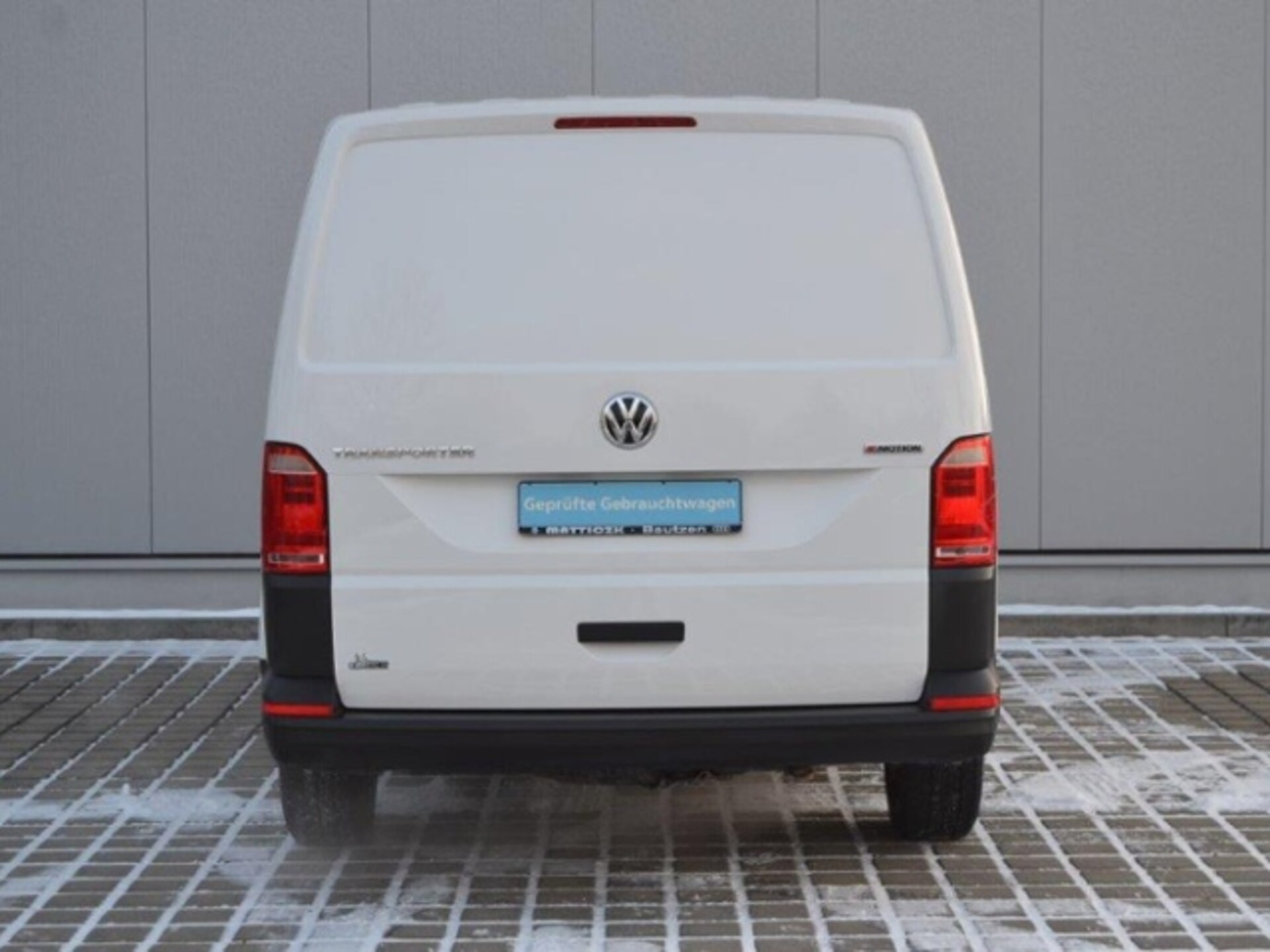 Volkswagen T6 Transporter Kasten kurzer Radstand