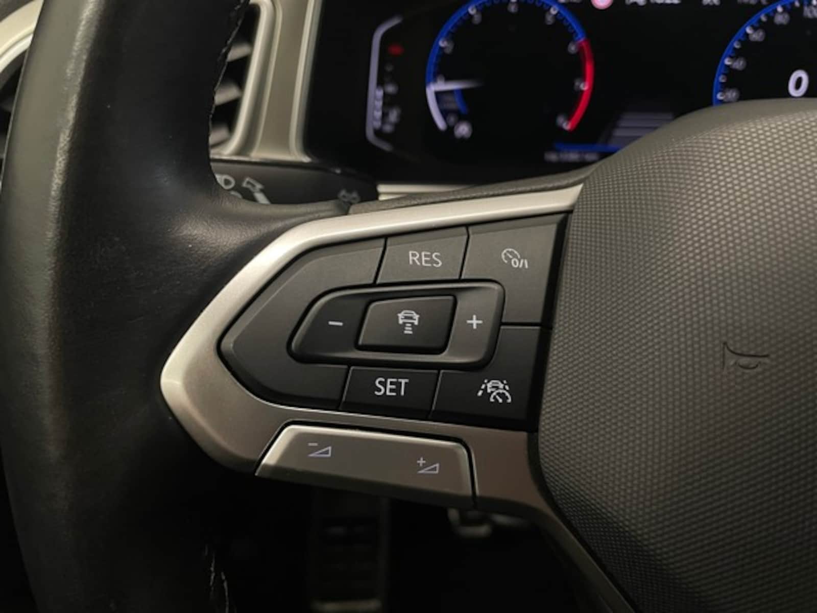 Volkswagen T-Roc – Bild 15