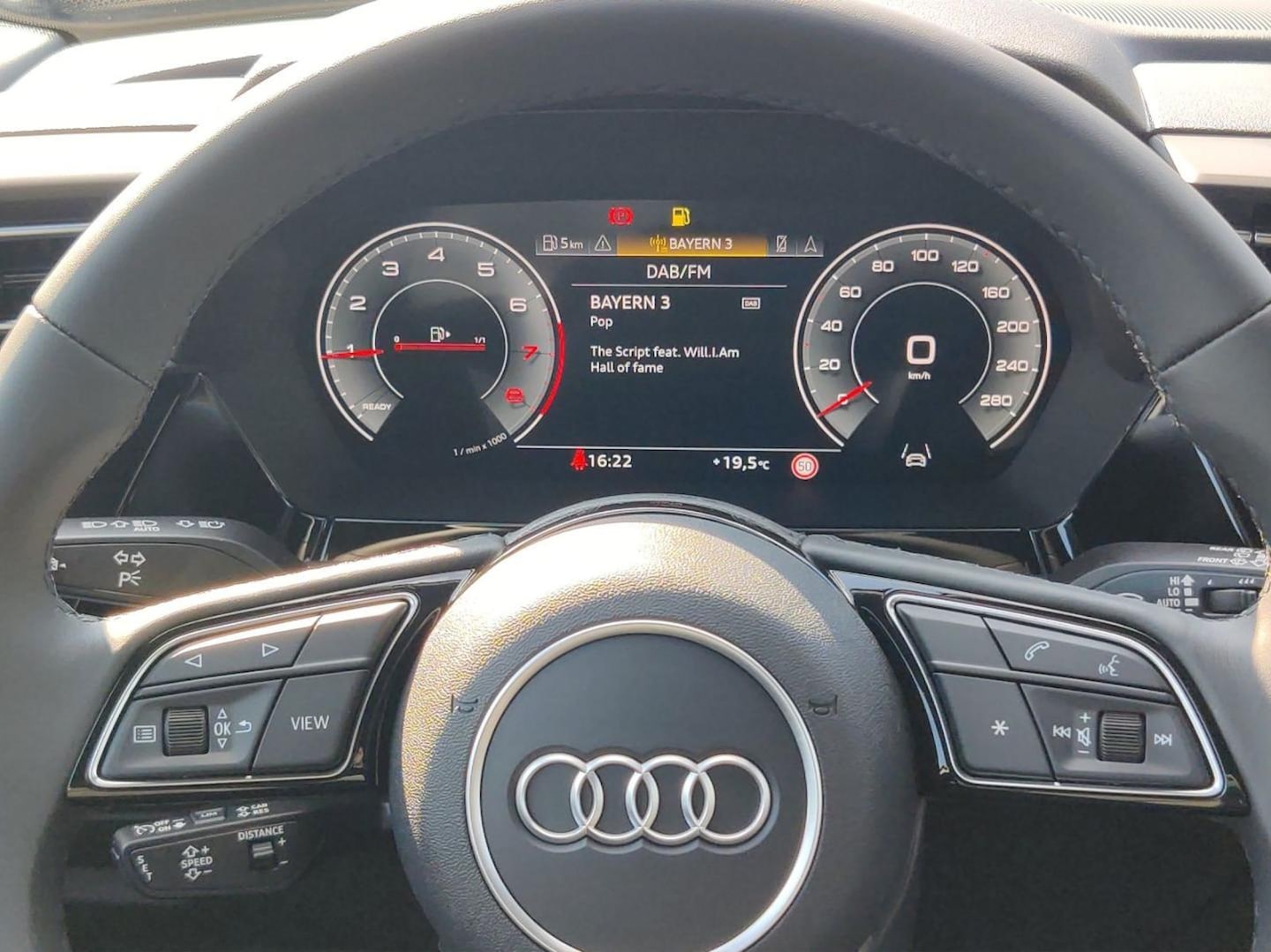 Bild über Audi A3 Sportback TFSI Schaltgetriebe - für weitere Informationen kontaktieren Sie den Audi Partner