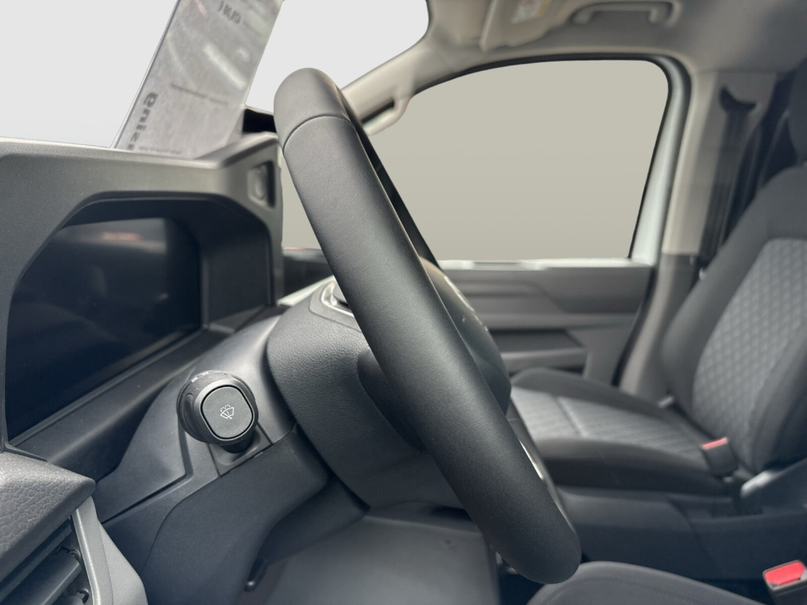 Volkswagen Transporter Kasten kurzer Radstand – Bild 10