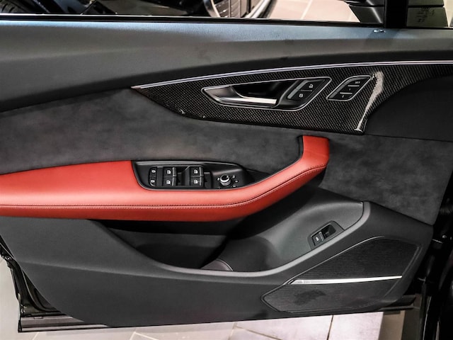 2023 Audi SQ7