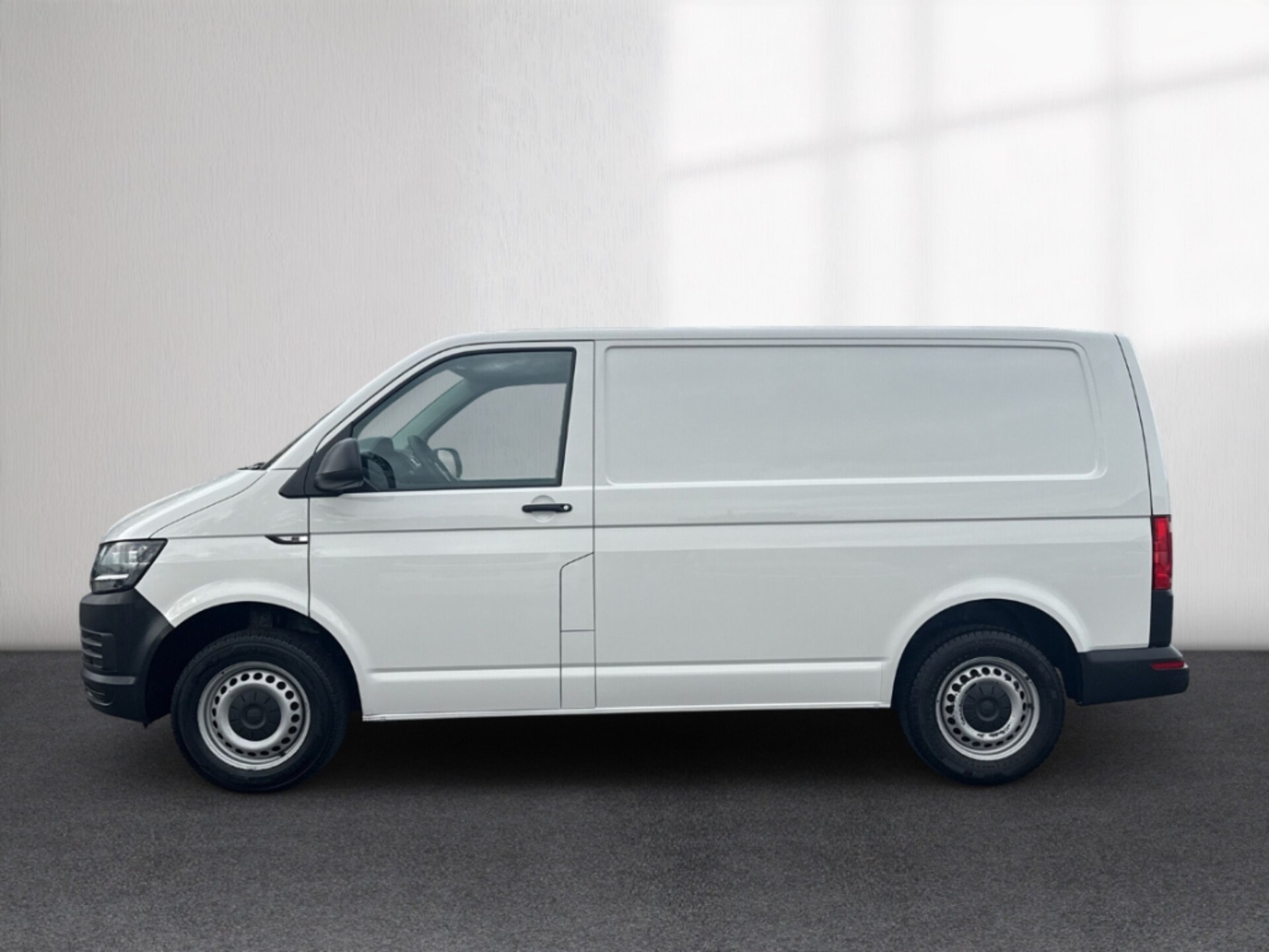 Volkswagen T6 Transporter Kasten kurzer Radstand