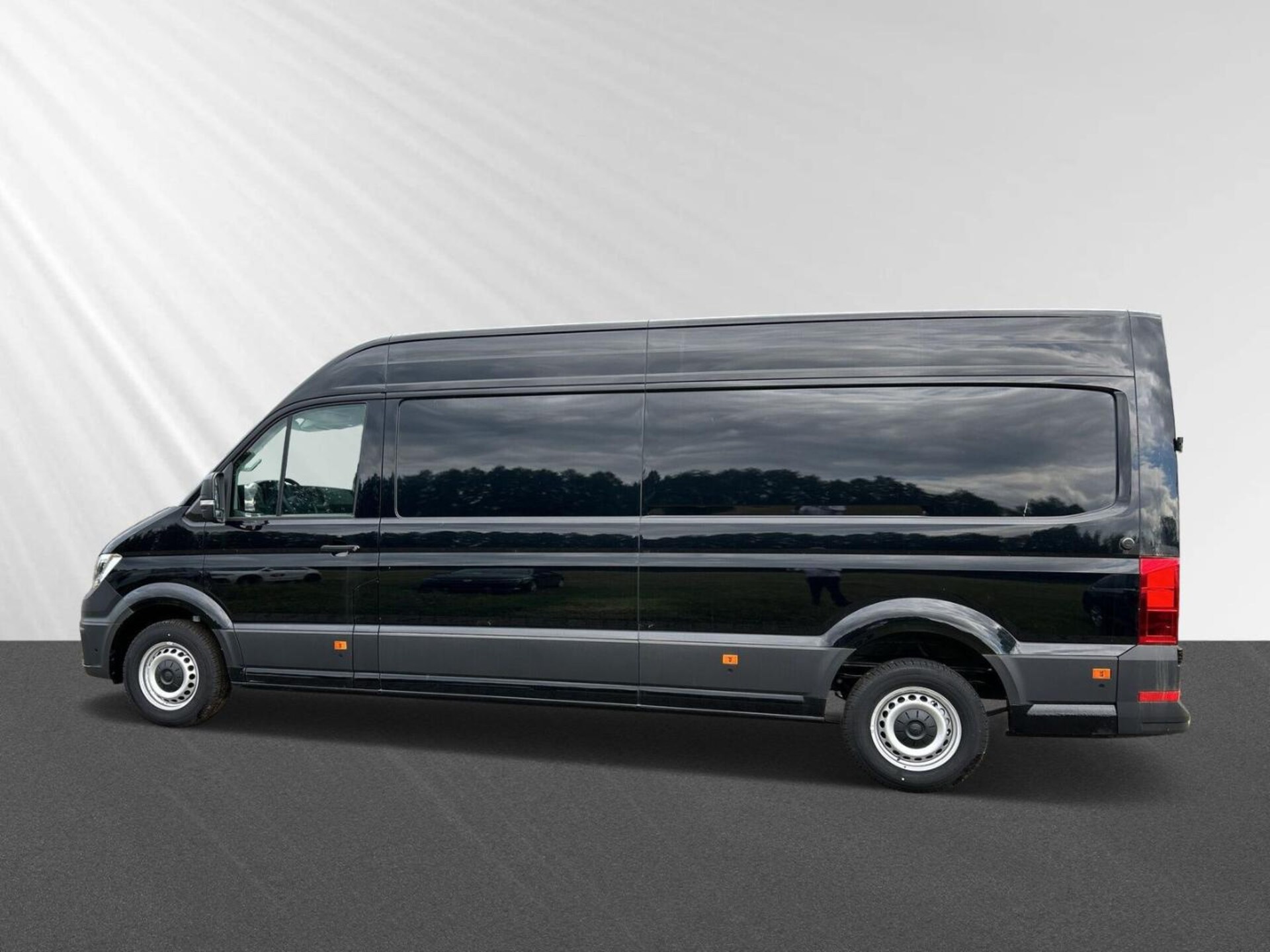 Volkswagen Crafter Kasten langer Radstand