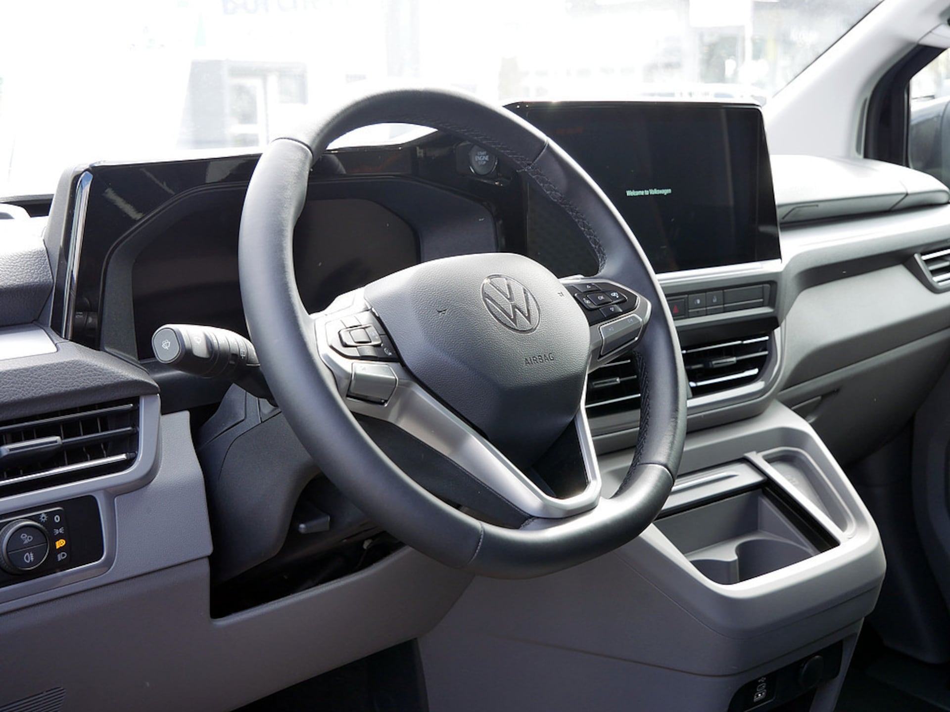 Volkswagen e-Caravelle Life