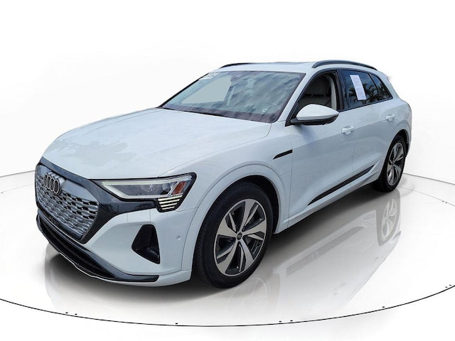 2024 Audi Q8 e-tron