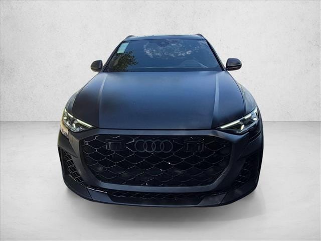 2025 Audi RS Q8 SUV performance
