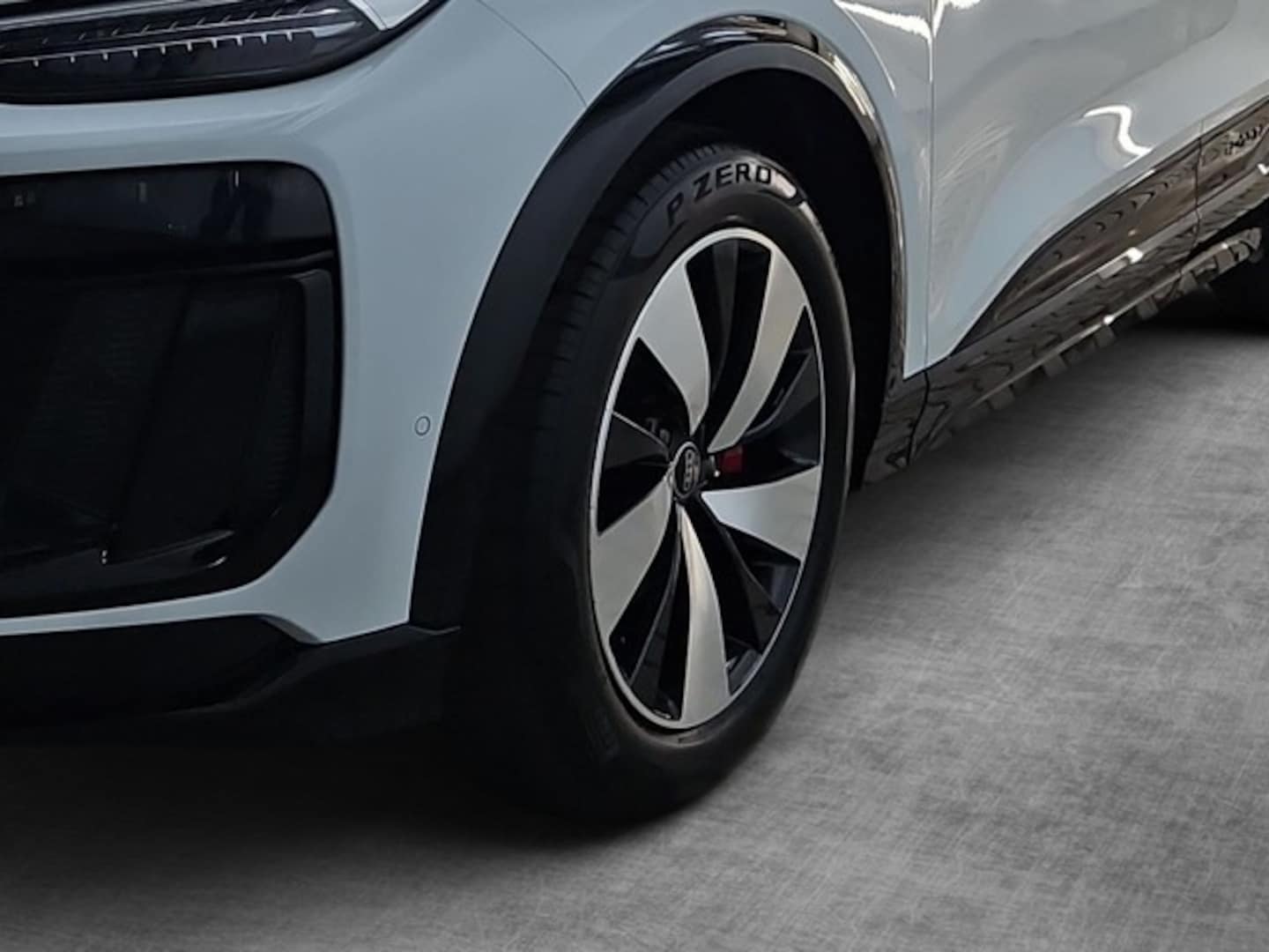 Bild über Audi Q6 SUV e-tron e-tron performance - für weitere Informationen kontaktieren Sie den Audi Partner