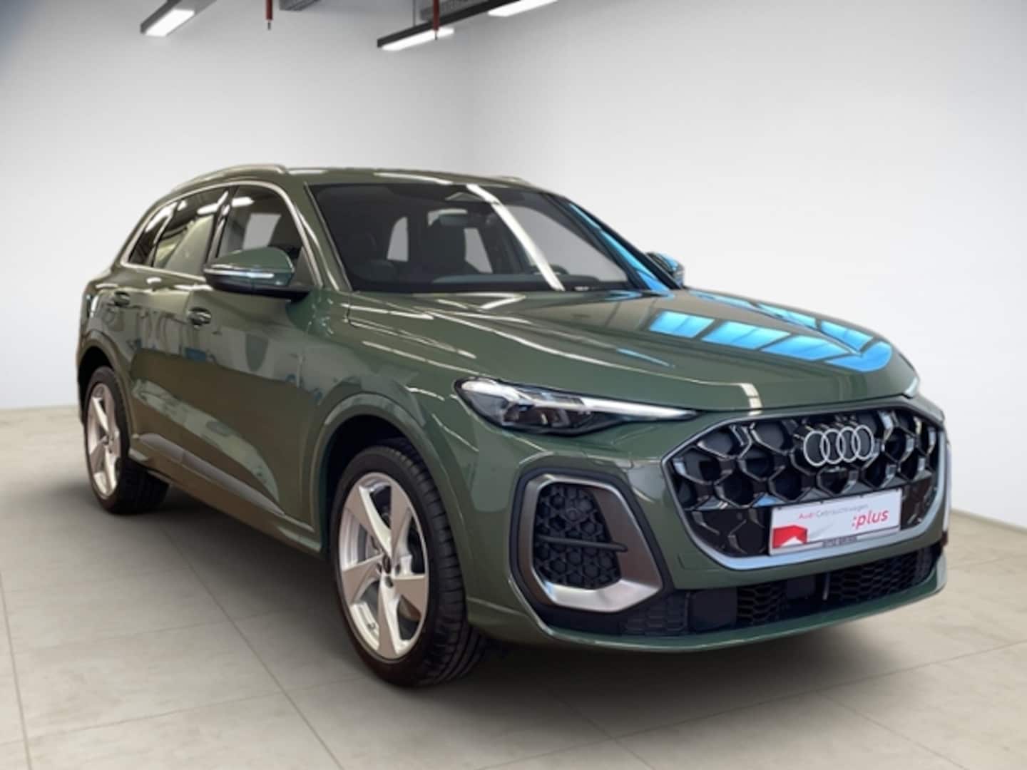 Bild über Audi Q5 SUV TDI quattro 150 kW S tronic - für weitere Informationen kontaktieren Sie den Audi Partner
