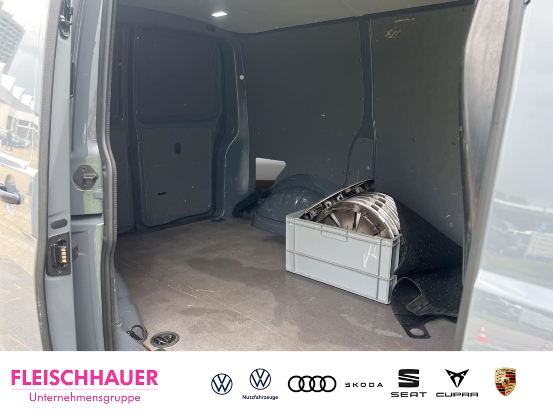 Volkswagen T6.1 Transporter Kasten kurzer Radstand
